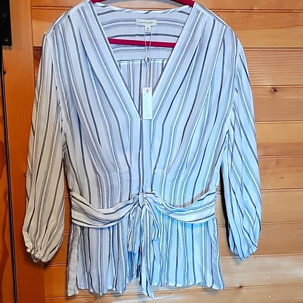 Women's v neck shirt